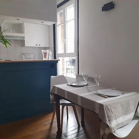 Apartament Cozy In Paryż